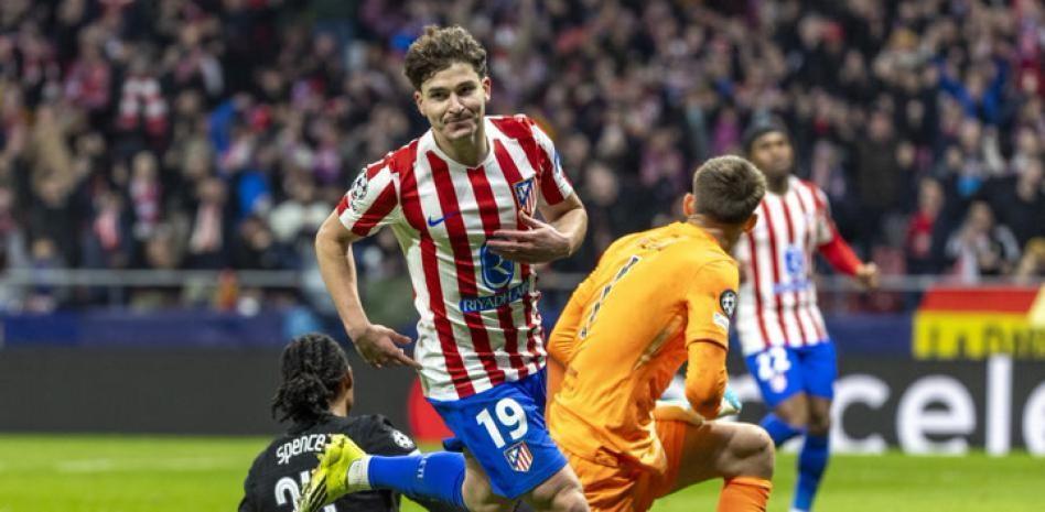 世界杯比赛直播地址-世体：巴萨追逐胡利安-阿尔瓦雷斯的最高预算为1亿欧元